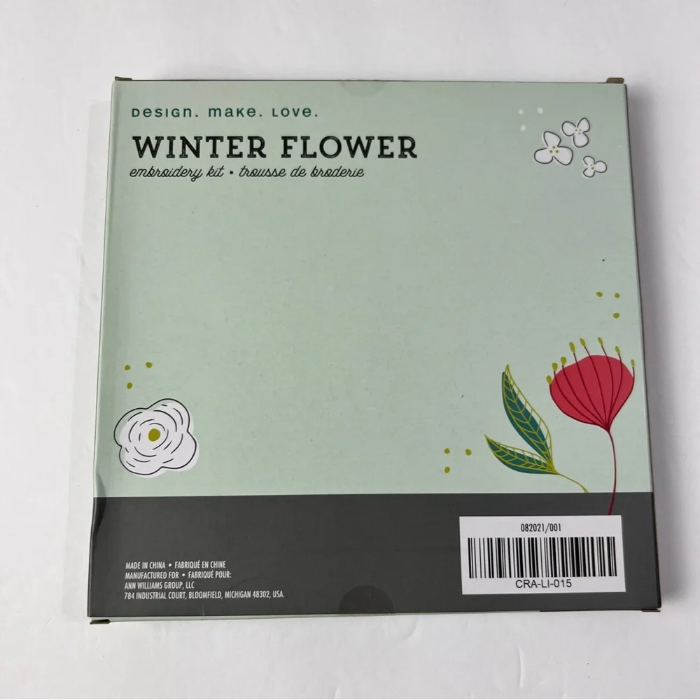 Craft Crush Winter Flower Embroidery Kit - New in Sealed Box‎